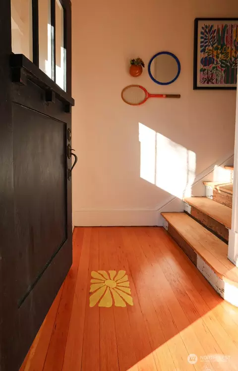 420 17th Ave E, Seattle, WA 98112 photo 27