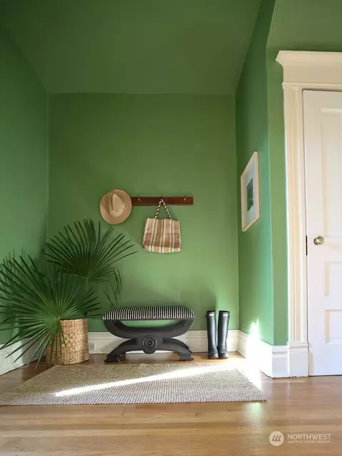 420 17th Ave E, Seattle, WA 98112 photo 2