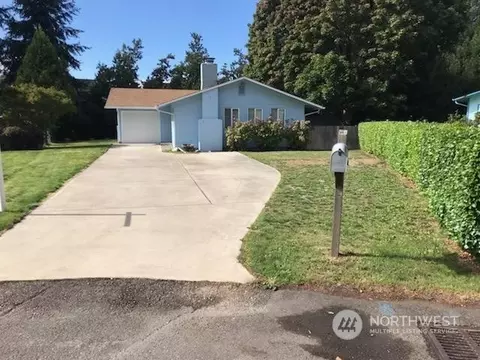 10110 104th Ave Ct SW, Lakewood, WA 98498