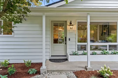 14117 55th Ave W, Edmonds, WA 98026