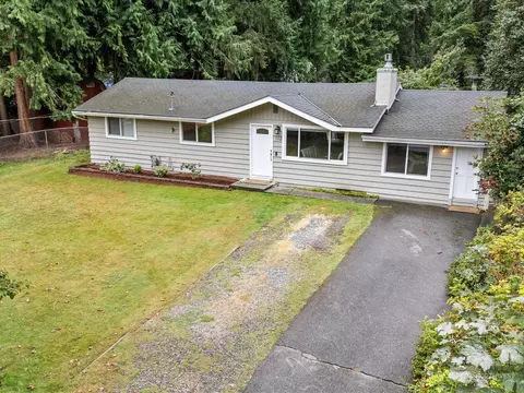 112 Poppy Rd, Bothell, WA 98012