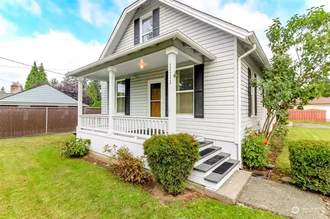 1111 12th St NE, Auburn, WA 98002