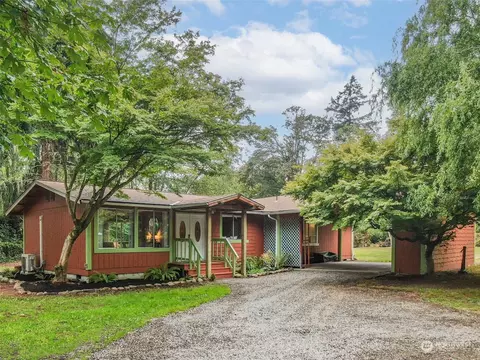 22425 Melchert Way SW, Vashon, WA 98070