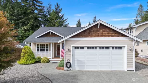 7607 Hoogenraad Pl NE, Bremerton, WA 98311