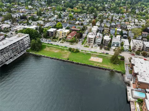 View/Area - 2021 41st Ave E, Seattle, WA 98112 photo 1 of 3