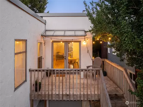 Exterior - 2021 41st Ave E, Seattle, WA 98112 photo 5 of 5