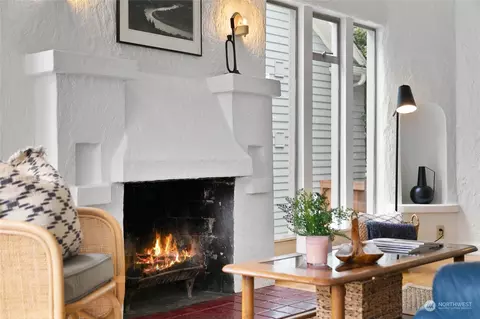 Living - 2021 41st Ave E, Seattle, WA 98112 photo 1 of 6