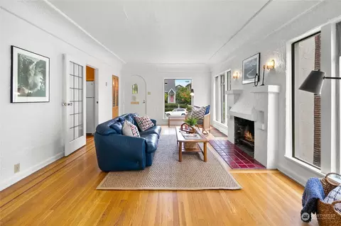 Living - 2021 41st Ave E, Seattle, WA 98112 photo 6 of 6