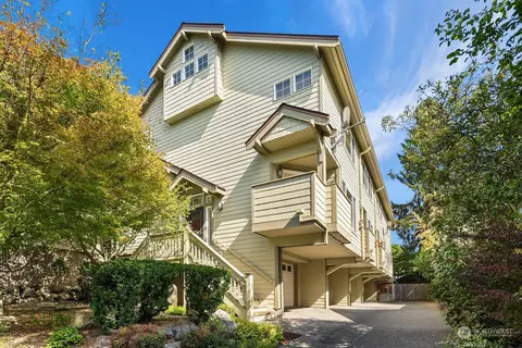 4418 Corliss Ave N #A, Seattle, WA 98103