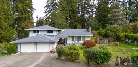 10907 Idlewild Rd SW, Lakewood, WA 98498