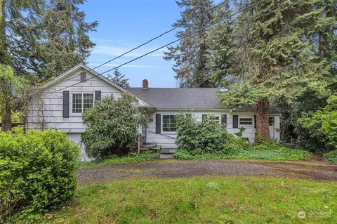 617 S 152nd St, Burien, WA 98148