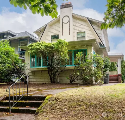 5012 17th Ave NE, Seattle, WA 98105