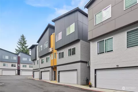 17510 W Main St #F101, Monroe, WA 98272