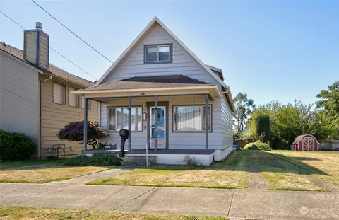 318 J St, Hoquiam, WA 98550
