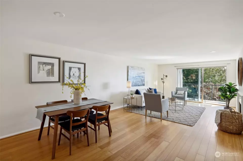 Dining - 2253 Gilman Dr W #409, Seattle, WA 98119 photo 2 of 2