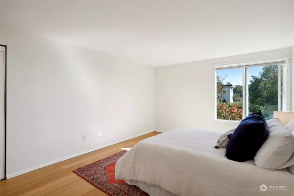 Bedroom - 2253 Gilman Dr W #409, Seattle, WA 98119 photo 4 of 4