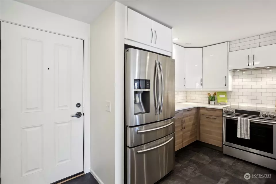 Kitchen - 2253 Gilman Dr W #409, Seattle, WA 98119 photo 1 of 6
