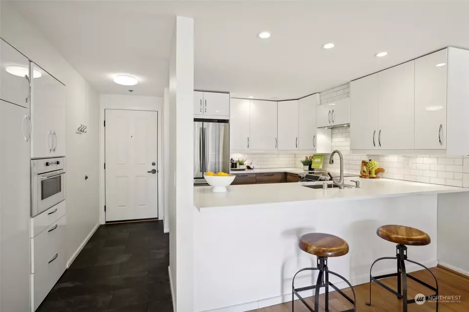 Kitchen - 2253 Gilman Dr W #409, Seattle, WA 98119 photo 6 of 6