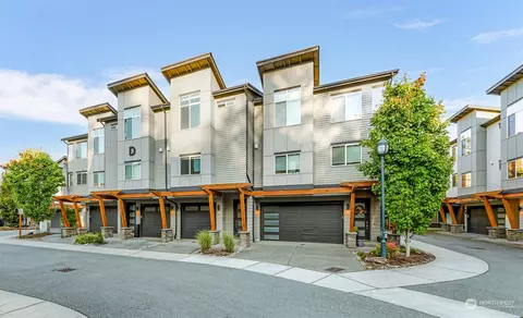 19225 Damson Rd #D3, Lynnwood, WA 98036