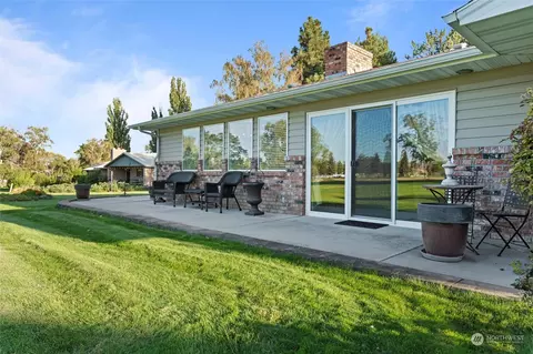 19485 St Andrews Pl NW, Soap Lake, WA 98851