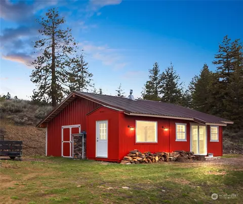 102 Fir Rd, East Wenatchee, WA 98802