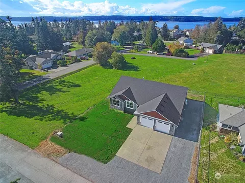 778 Commodore Ln, Camano Island, WA 98282