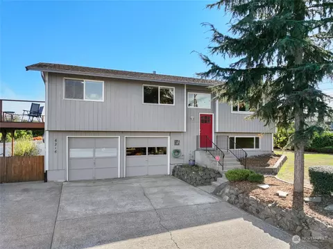 6216 N 42nd St, Tacoma, WA 98407