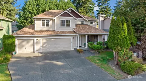 18332 SE 260th Pl, Covington, WA 98042