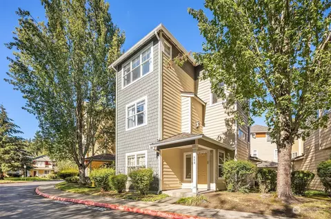 514 224th Pl NE #27, Sammamish, WA 98074