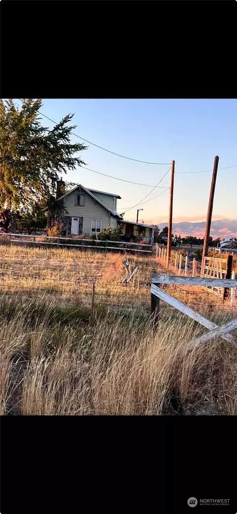 4391 Manastash Rd, Ellensburg, WA 98926