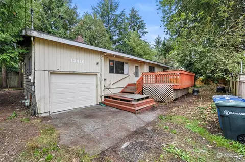 13416 4th Ave S, Burien, WA 98168