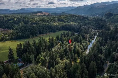 18117 Deschutes Dr SE, Yelm, WA 98576
