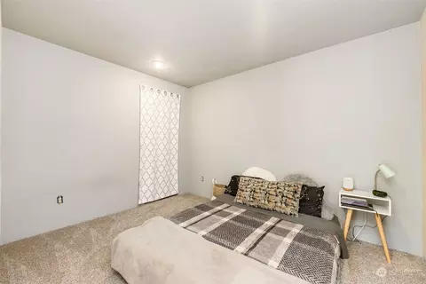 Bedroom - 15519 Stevens Rd SE, Olalla, WA 98359 photo 5 of 5