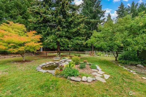 Exterior - 15519 Stevens Rd SE, Olalla, WA 98359 photo 2 of 6
