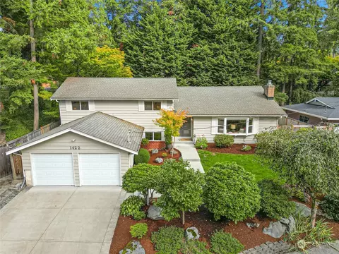 1422 151st Pl NE, Bellevue, WA 98007
