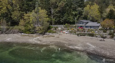 12481 NE North Shore Rd, Belfair, WA 98528
