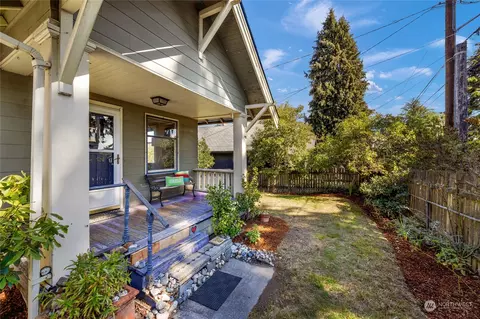 646 NW 88th St, Seattle, WA 98117