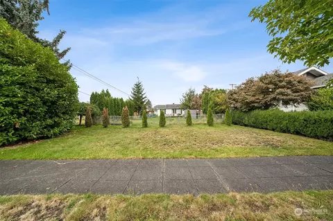 1530 Lafromboise St, Enumclaw, WA 98022 photo 4