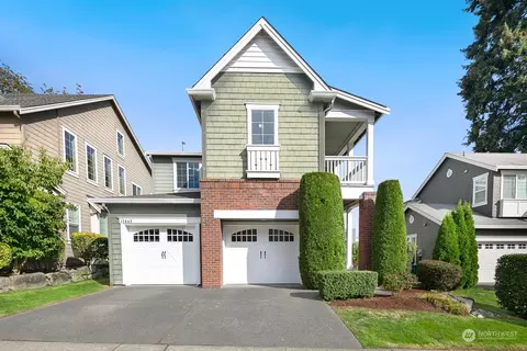 17042 NE 120th St, Redmond, WA 98052