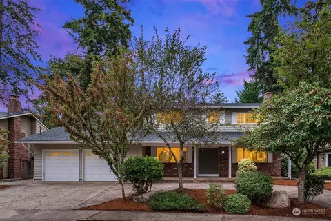1516 151st Ave NE, Bellevue, WA 98007