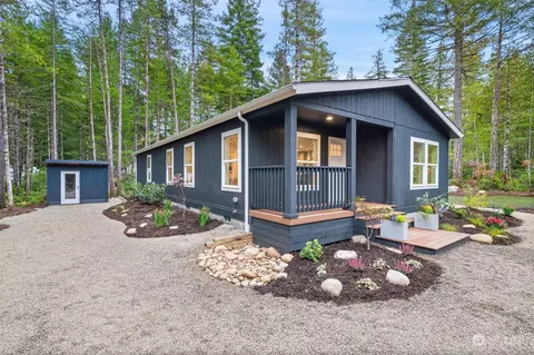 791 NE Blacksmith Dr, Belfair, WA 98528