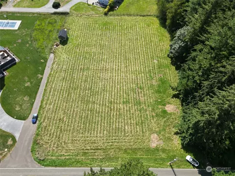 819 Van Dyk Rd, Lynden, WA 98264