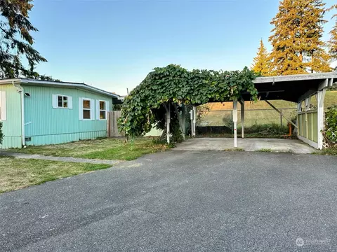 1921 208th St E # 17, Spanaway, WA 98387 photo 2