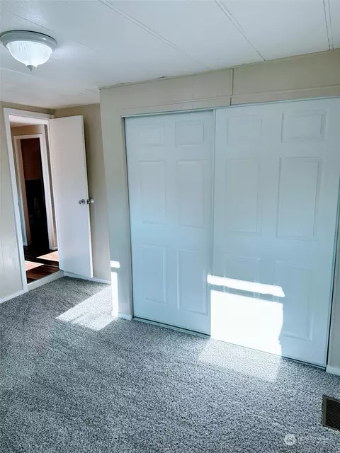 1921 208th St E # 17, Spanaway, WA 98387 photo 28