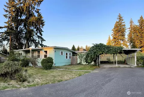 1921 208th St E # 17, Spanaway, WA 98387