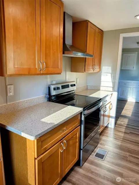 1921 208th St E # 17, Spanaway, WA 98387 photo 5