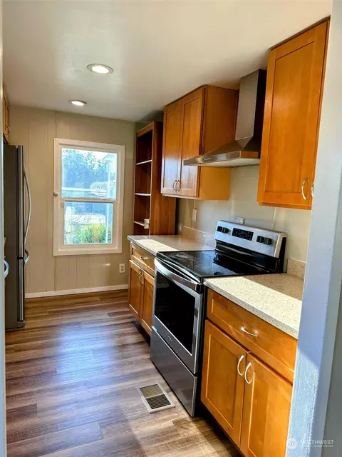 1921 208th St E # 17, Spanaway, WA 98387 photo 3