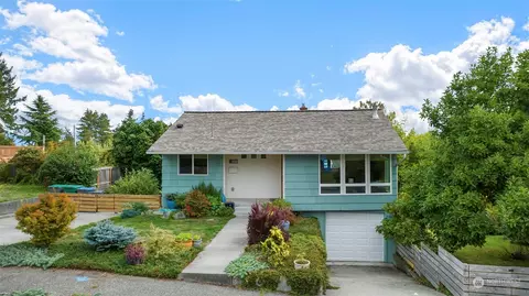 1616 Vandalia Ave, Bremerton, WA 98310