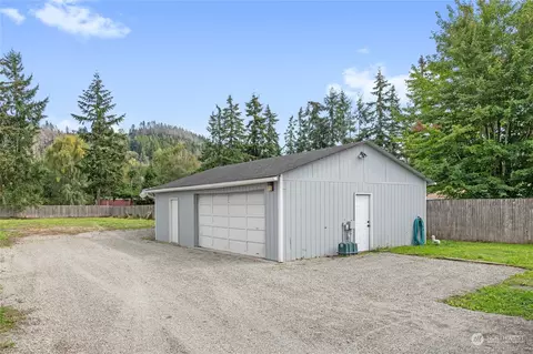 7107 166th Ave E, Sumner, WA 98390 photo 2