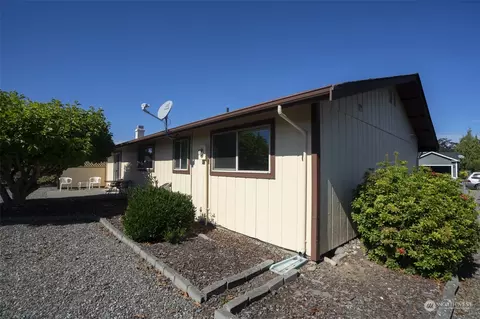 851 E Fir St, Sequim, WA 98382 photo 7